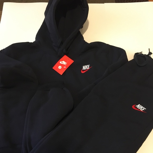 new nike sweatsuit